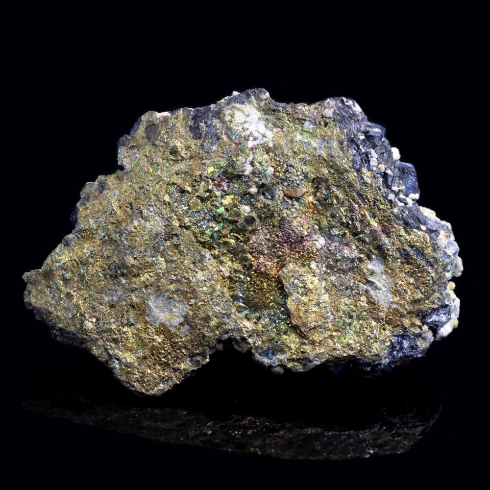 Pyrrhotite, Sphalerit, Pyrit, Kopparkis och Kalcit