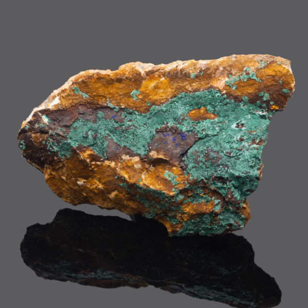 Malakit med lite azurit